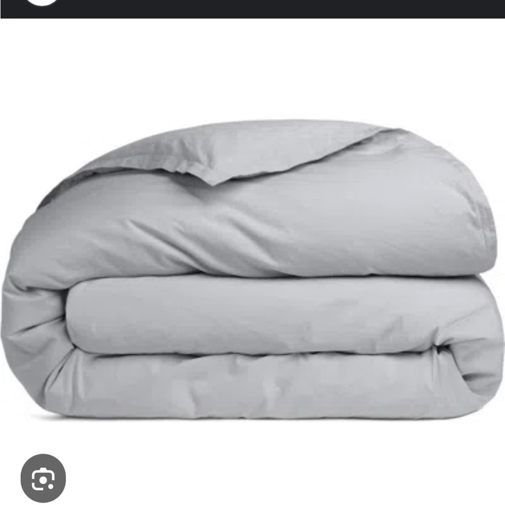 Parachute NWT Queen Size Organic Cotton Duvet Cover in Sky color
